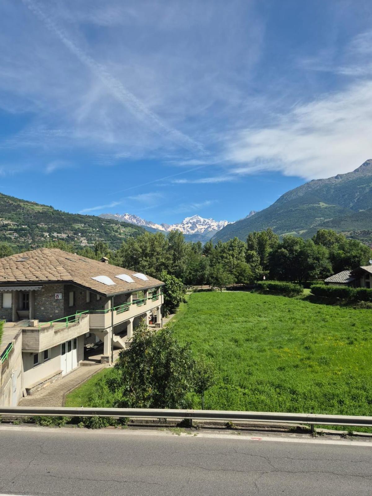 Ospitalita, Natura, Sport A Due Passi Da Apartment Aosta